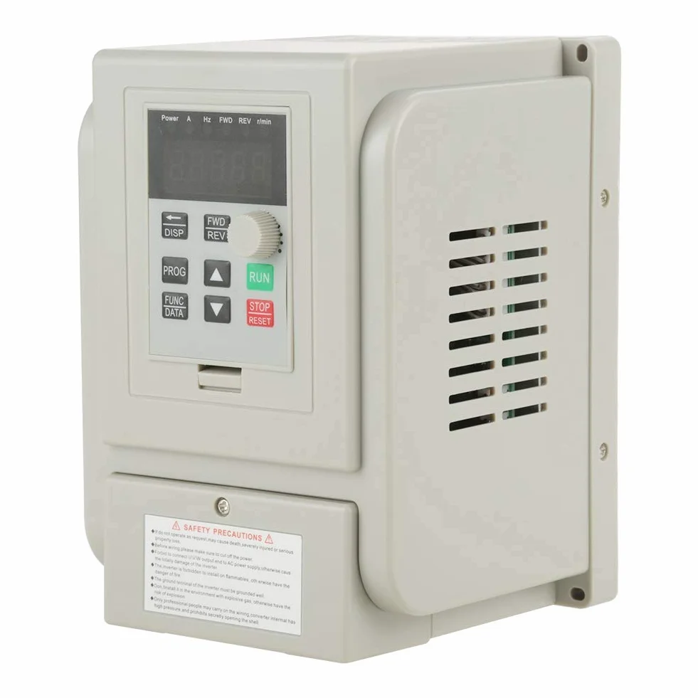 Nikou Inverter per Motori, 1,5 kW Regolatore di Frequenza VFD 220 V Variatore di Frequenza Regolatore Velocita per Motore Trifase, Ingresso Monofase Uscita Trifase, Protezione Multipla
