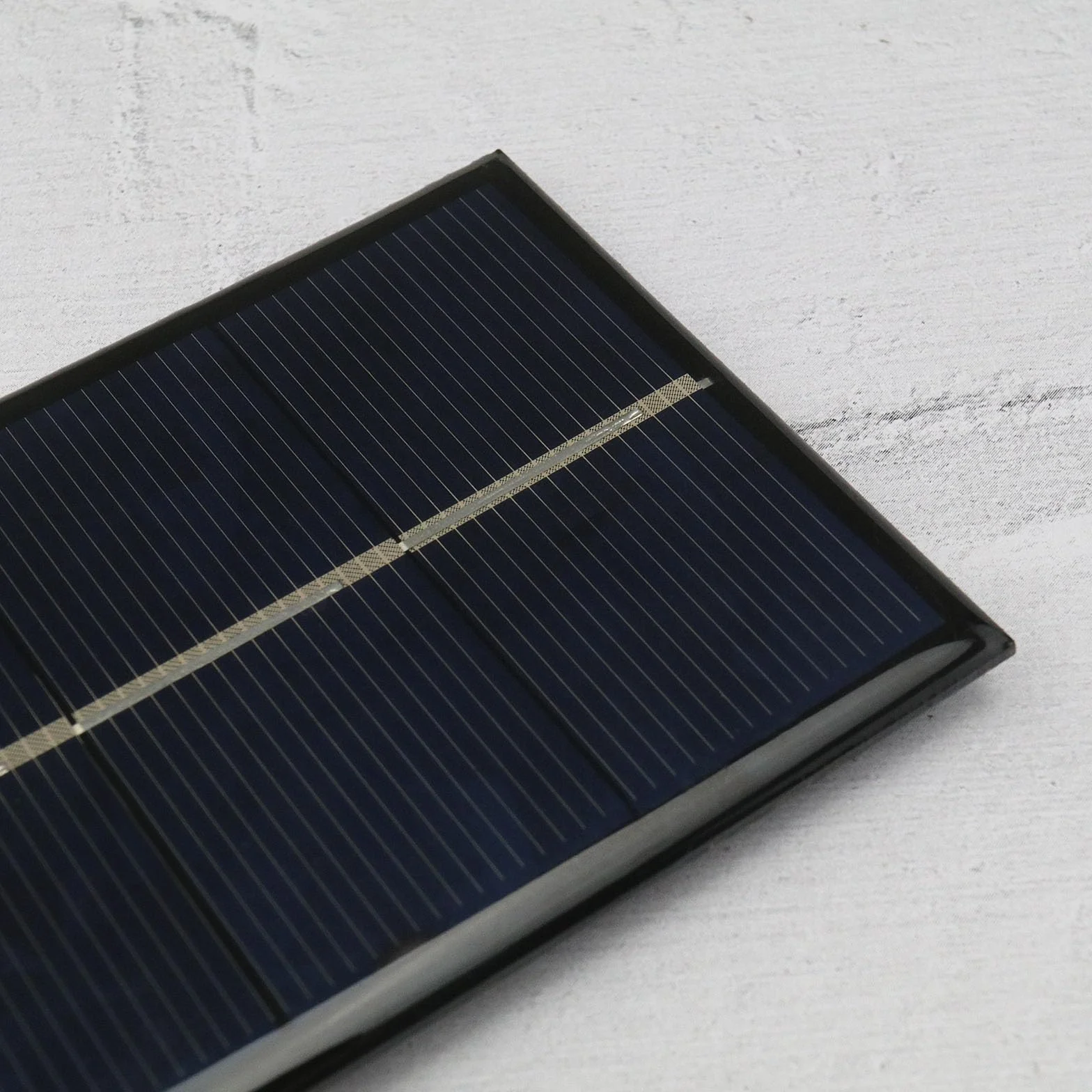 OTOTEC 4pcs Micro Pannelli Solari Fotovoltaici 60x80mm 1.5V 0.65W Miniatura Pannelli Solari Celle Fotovoltaiche Giocattoli di Luce Solare per Energia Solare FAI DA TE Home Science Progetti