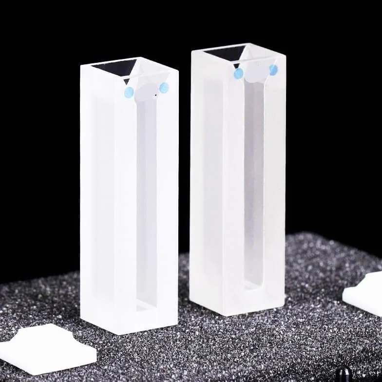 Cuvetta in vetro di quarzo Microcella 1,4 ml con pareti e coperchio smerigliati per spettrofotometria UV-visibile