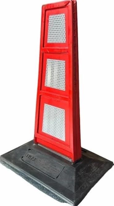 GENERICO Delineatore flessibile in gomma defleco con 6 inserti rifrangenti High Intensity Grade