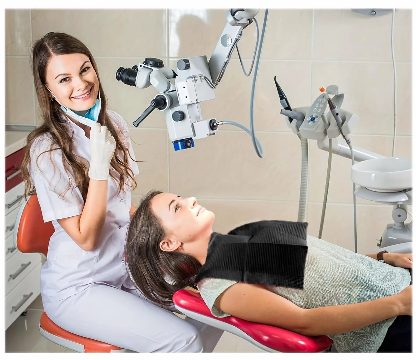 Bavaglini Dentali Monouso 34cm*45cm 50 Pezzi per Tatuaggi, Cliniche, Catering Nero
