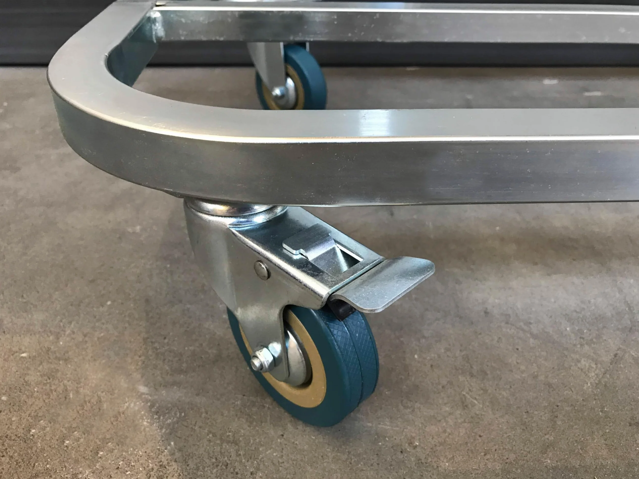 QUICK STAR Portasacco per Rifiuti con Coperchio e 4 Ruote | Supporto per Sacco in Metallo 120 Litri | Portasacco Stabile - Acciaio Zincato | Sacco Giallo 120L | Contenitore per Rifiuti Mobile