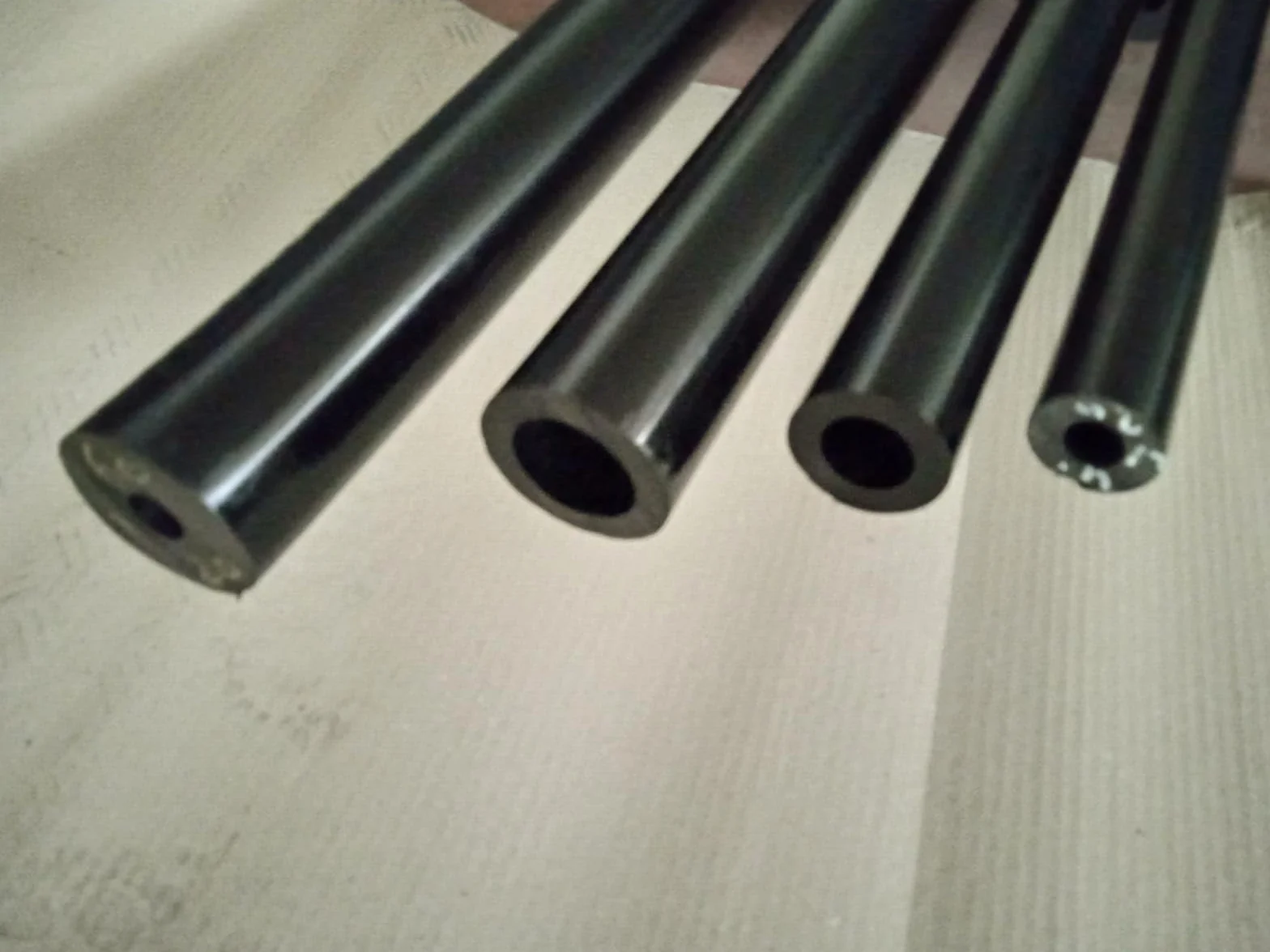 Barra Tonda PVC Nero Tubo D30 10X1000 mm