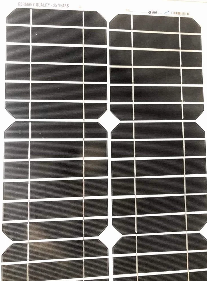 Panele Fotowoltaiczne 30W 12V z Celi Silikonowych i Pinze