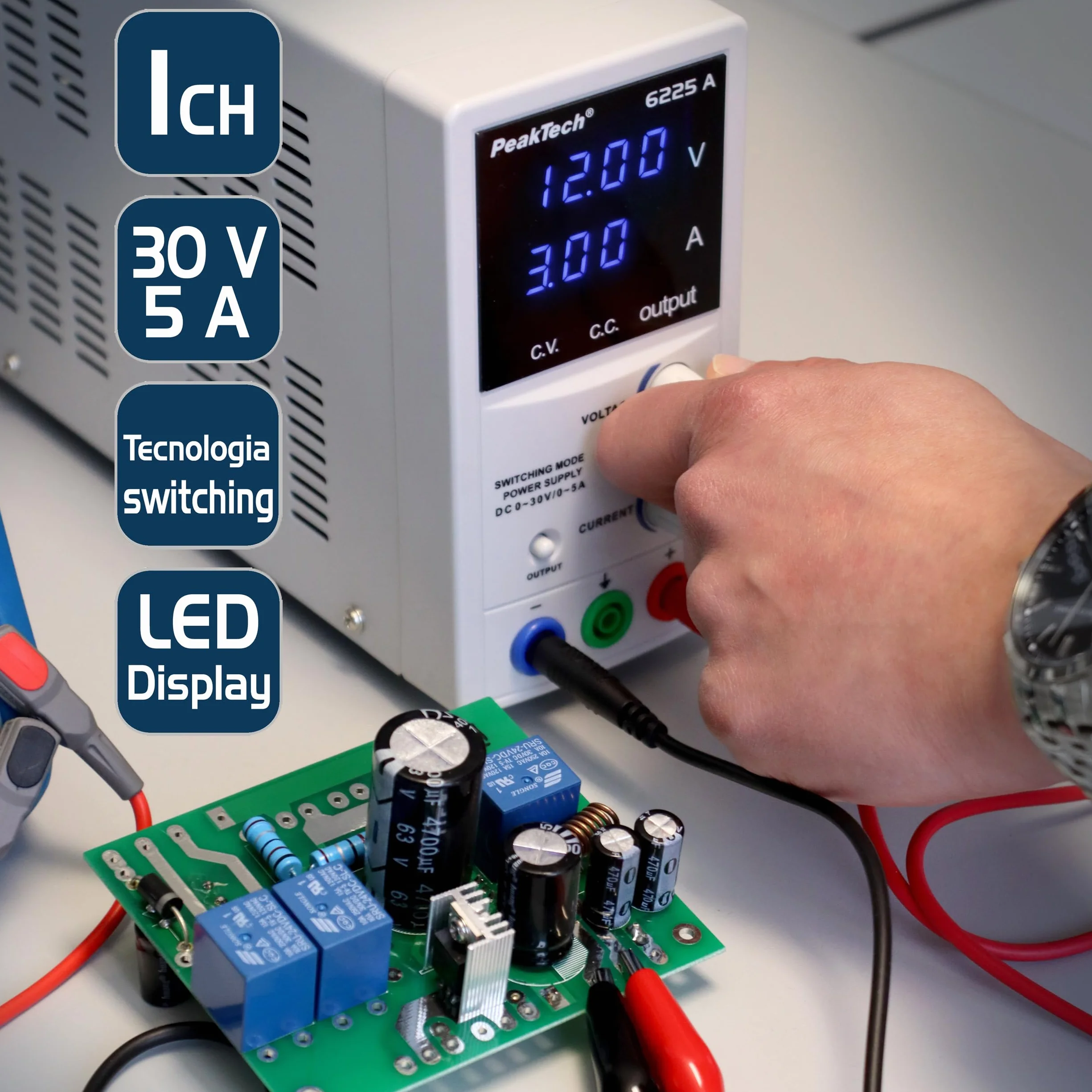 Peaktech 6225 a 1 - Alimentatore da Laboratorio Dc 0-30V/0-5A, Display a LED a 4 Cifre Regolabile, Alimentatore a Commutazione Stabilizzata, Protezione da Sovraccarico e Cortocircuito