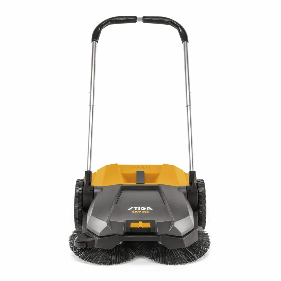 STIGA SWP 355 Spazzatrici da esterno a spinta - Larghezza di pulizia 55 cm, spazzole doppie da 30 cm, contenitore rifiuti da 20 l, altezza regolabile, ideale per superfici dure e aree fino a 1600 m²