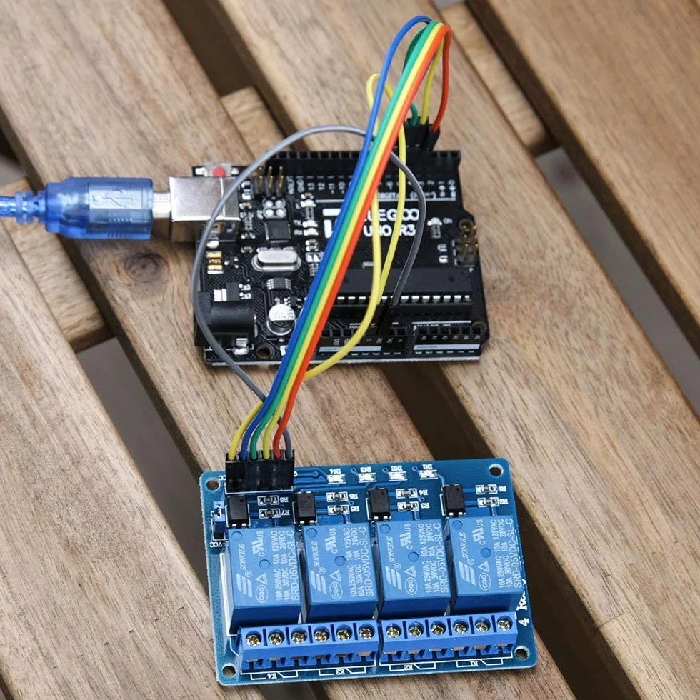 ELEGOO 4 Channel DC 5V Relè Modulo Relay con Accoppiatore Ottico 1280 DSP Arm PIC AVR per Arduino Raspberry Pi