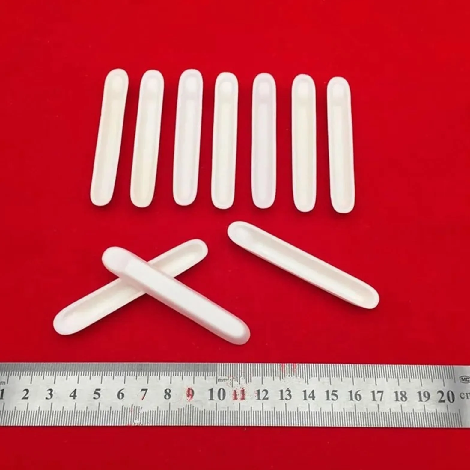 77 * 13 * 8mm / 99.3% Alumina Crucible/Boat/Corundum Crucible/Hole in One side/Al2O3 Ceramic Crucible/Sintered Crucible(with Holes)