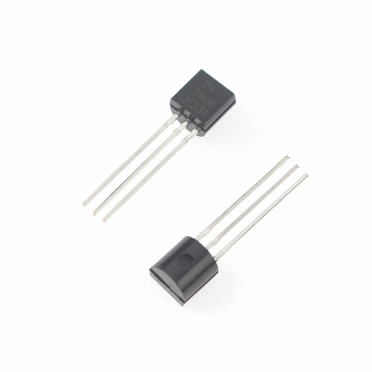 900 Pezzi S8050 S8550 2N2222 2N3906 C1815 A1015 TO-92 Transistor Set PNP NPN Triodo 18 Tipi Transistor Kit assortimento Elettronica