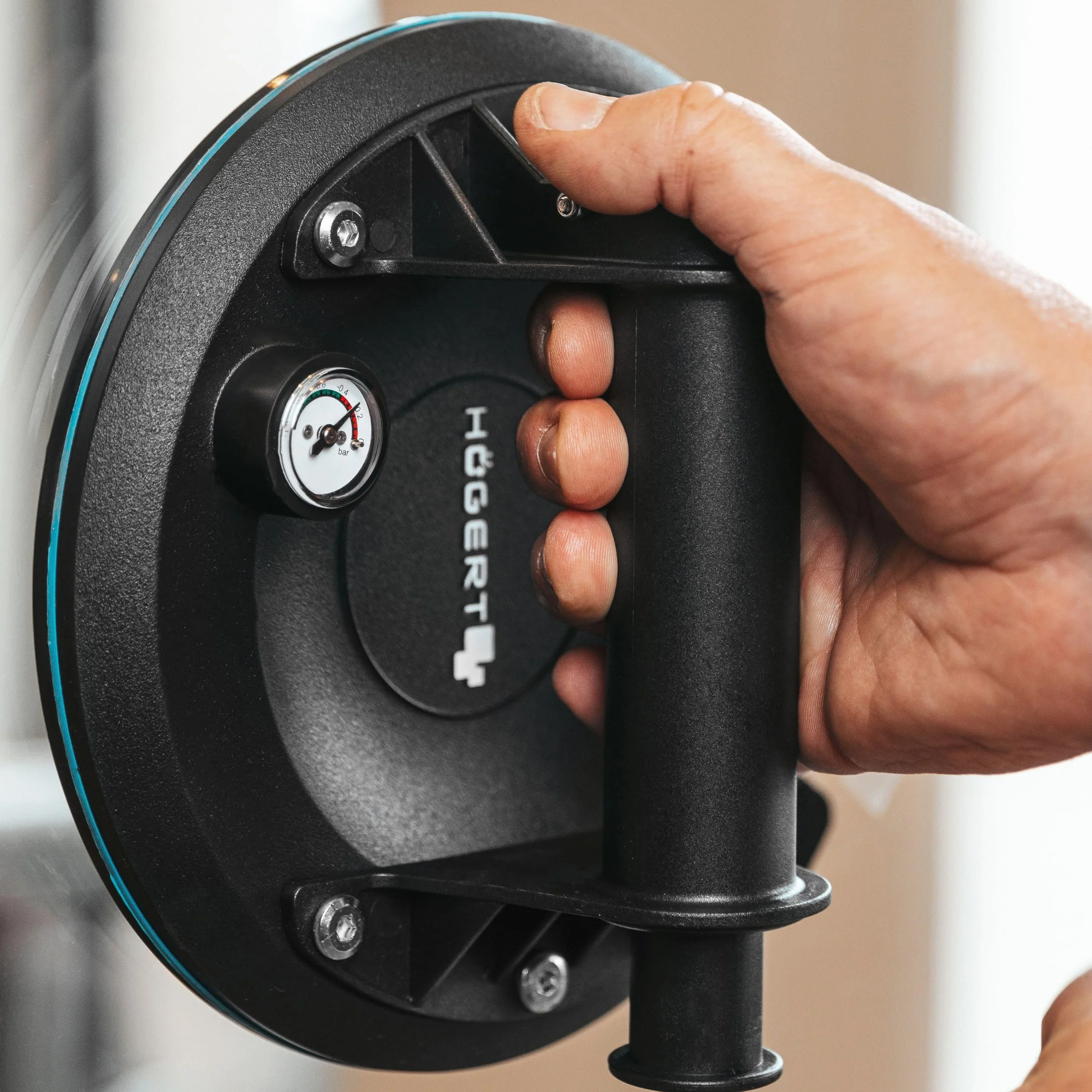Högert Technik - Tazza a mano da 200 mm con manometro | Carico massimo: 190 kg | Aspiratore manuale | Ventosa resistente | La ventosa viene utilizzata per il trasporto di vetri della finestra, oggetti