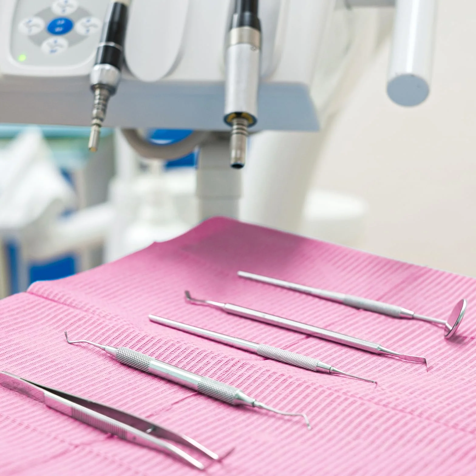 Bavaglini Dentali Rosa USA e Getta 50 pezzi per Nail Art Tatuaggi Saloni