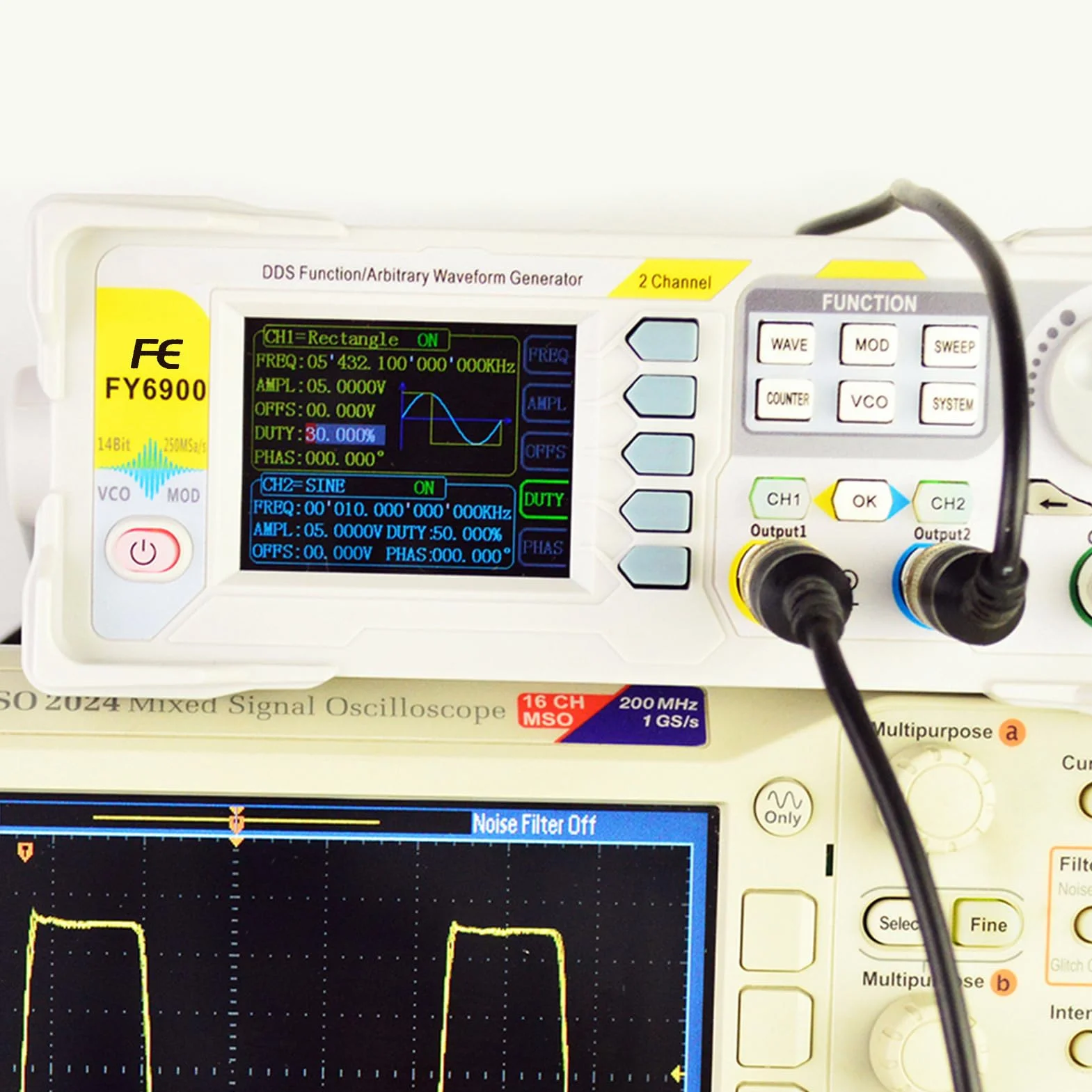 Fafeicy Generatore di Segnale DDS da 60 MHz, Generatore di Forme D'onda Arbitrarie con Funzione a Doppio Canale Ad Alta Precisione con LCD TFT da 2,4 Pollici, Modulazione AM FM (Spina europea