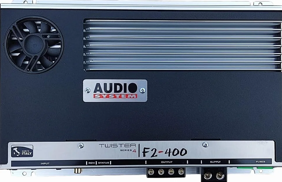KIT SET PER AUDIO SYSTEM F2-400, 1 amplificatore 2 canali 2 x 280 watt rms a 2 ohm, spl, bagagliaio, cofano, auto, 1 pezzo + 3 sticker omaggio