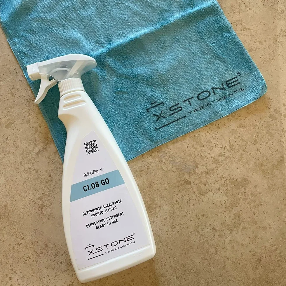 Detergente SGRASSANTE pronto alluso per PULIZIA PROFONDA DI TOP CUCINA/BAGNO, TAVOLI in pietra naturale ecc. Pack 3 x SPRAY da 0,5 Litri