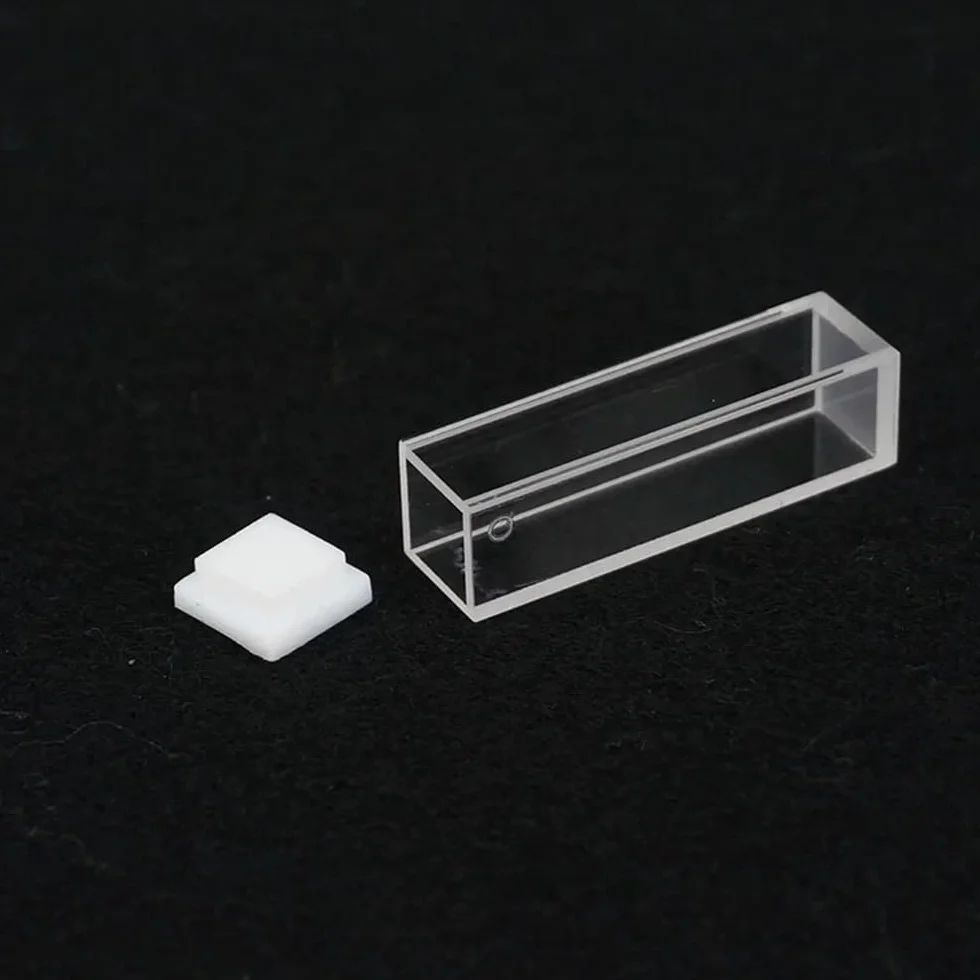 Cuvetta in quarzo da 3,5 ml con percorso da 10 mm, coperchio, lucidatura a 4 facce