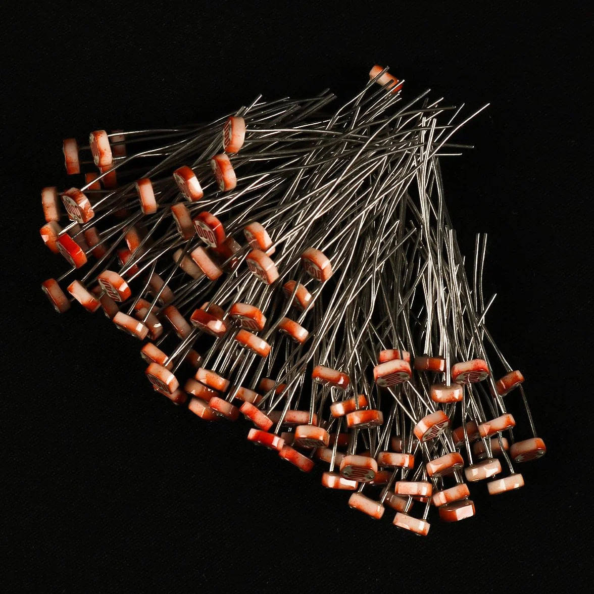 100 Pezzi 5528 Resistore dipendente dalla Luce 5 mm Fotoresistore sensibile alla Luce Compatibile con Raspberry