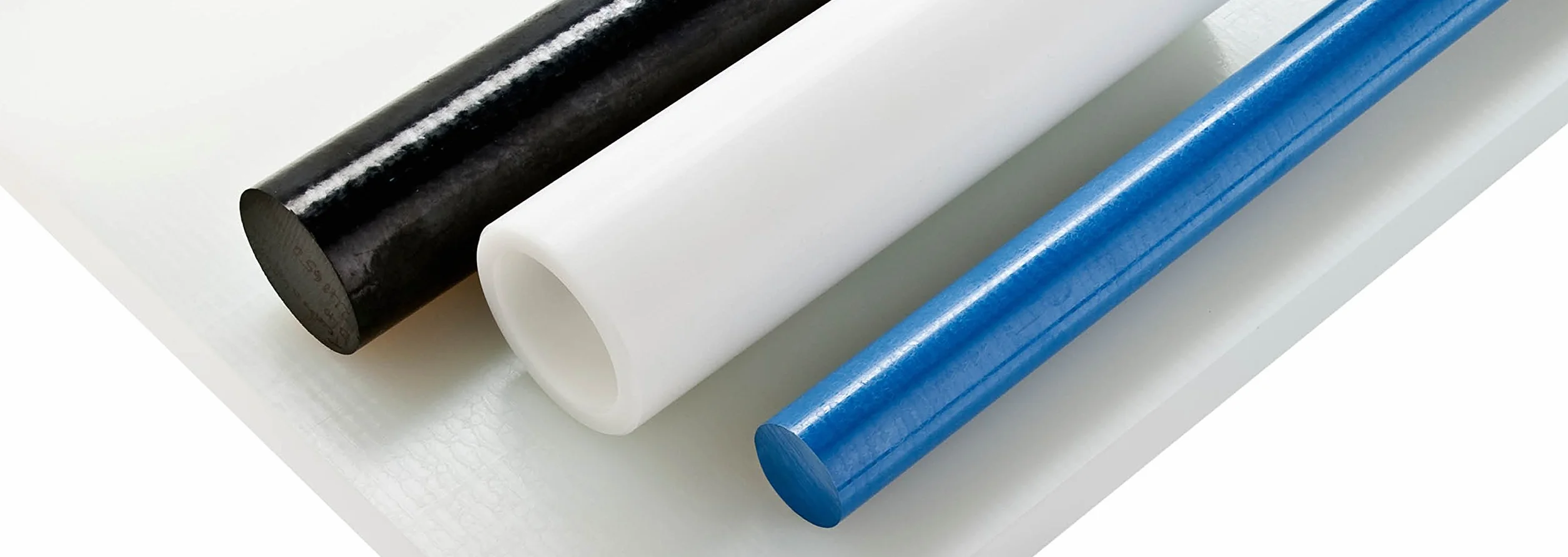 J&A Racing Barra tonda HDPE bianco traslucido 12x300 mm