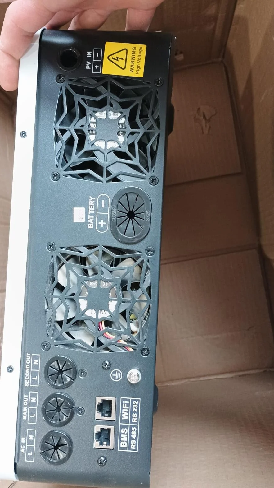 Y&H Inverter solare ibrido da 6,2 KW On/Off-Grid, 48 V AC220 V, due uscite di carico MPPT 120 A, caricatore solare Max PV, potenza 6500 W, input con comunicazione WiFi