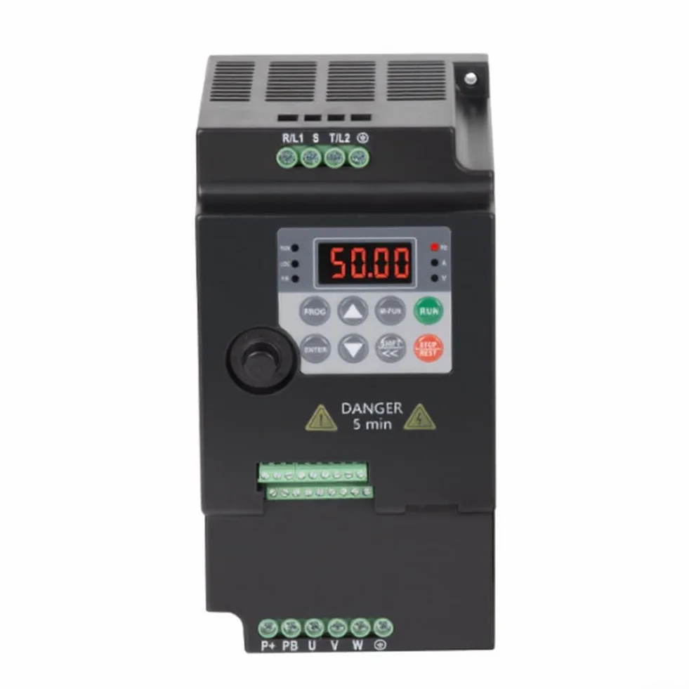 Azionamento a frequenza variabile trifase da 0,75 kW per applicazioni di motori industriali che richiedono una sintonizzazione accurata