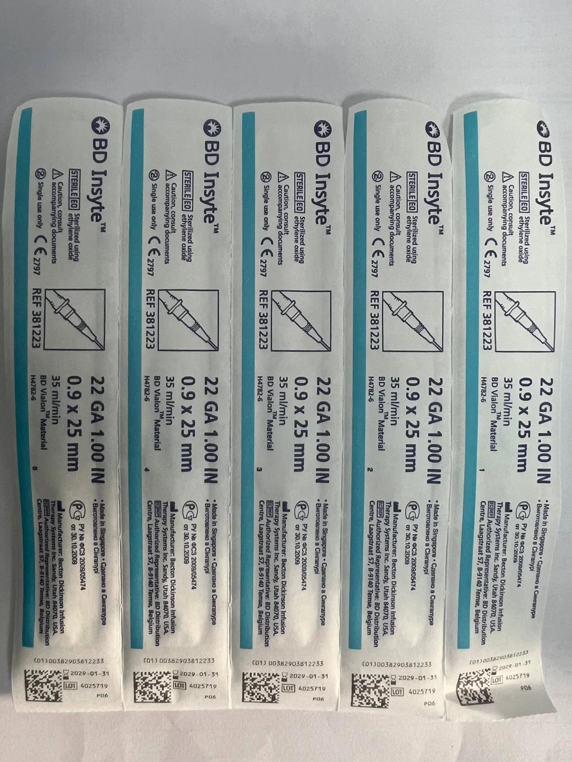 Ago Cannula insyte 18 GA, 1.16 IN, 1,3 x30 mm - Vialon Material Bd, Confezione 50 pezzi, aghi sterili,ad uso percing, intavascolare ad ago interno senza valvola di sicurezza