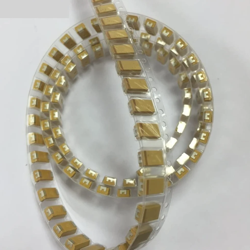 Accessori elettronici 500 PZ/LOTTO 1206 SMD Condensatore Tantalio 16 V 10 UF Tipo A Precisione 10% Dispositivi elettronici