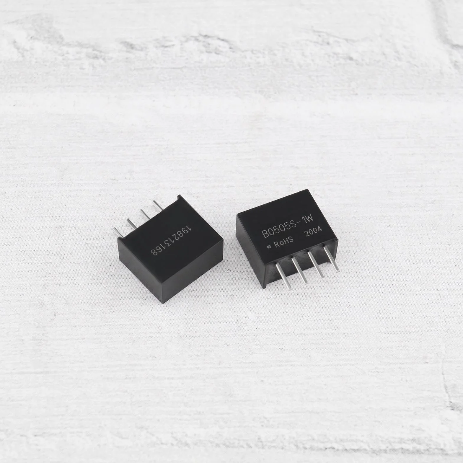 B0505S-1W DC-DC 5V Trasformatore di Isolamento Modulo Alimentazione 1W 4 Pezzi