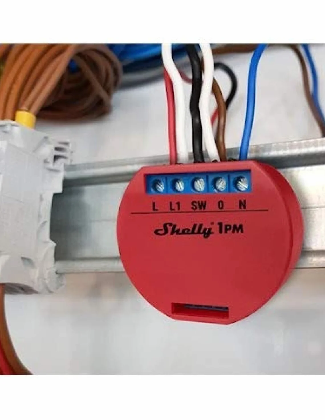 Shelly 1 PM Interruttore Relè Wi-Fi con Wattometro per Controllo Circuito Elettrico, potenza Massima 3.5 kW, Compatibile con Amazon Echo e Google Home, Rosso