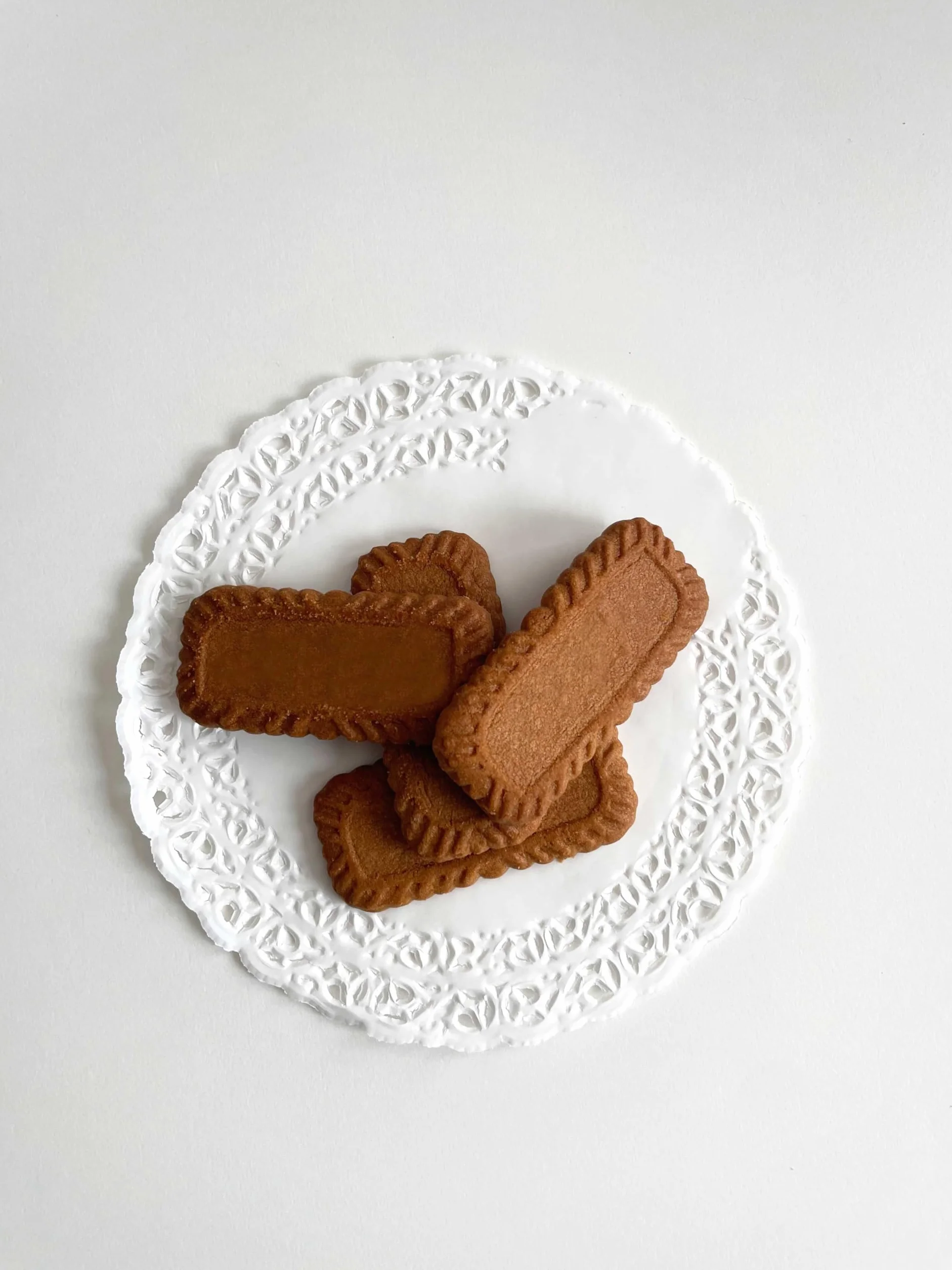 Carte Dozio - Sottotorta in carta a pizzo - Perfetti per qualsiasi dolce o pasticceria - Diametro 160 mm - Confezione da 100 pezzi