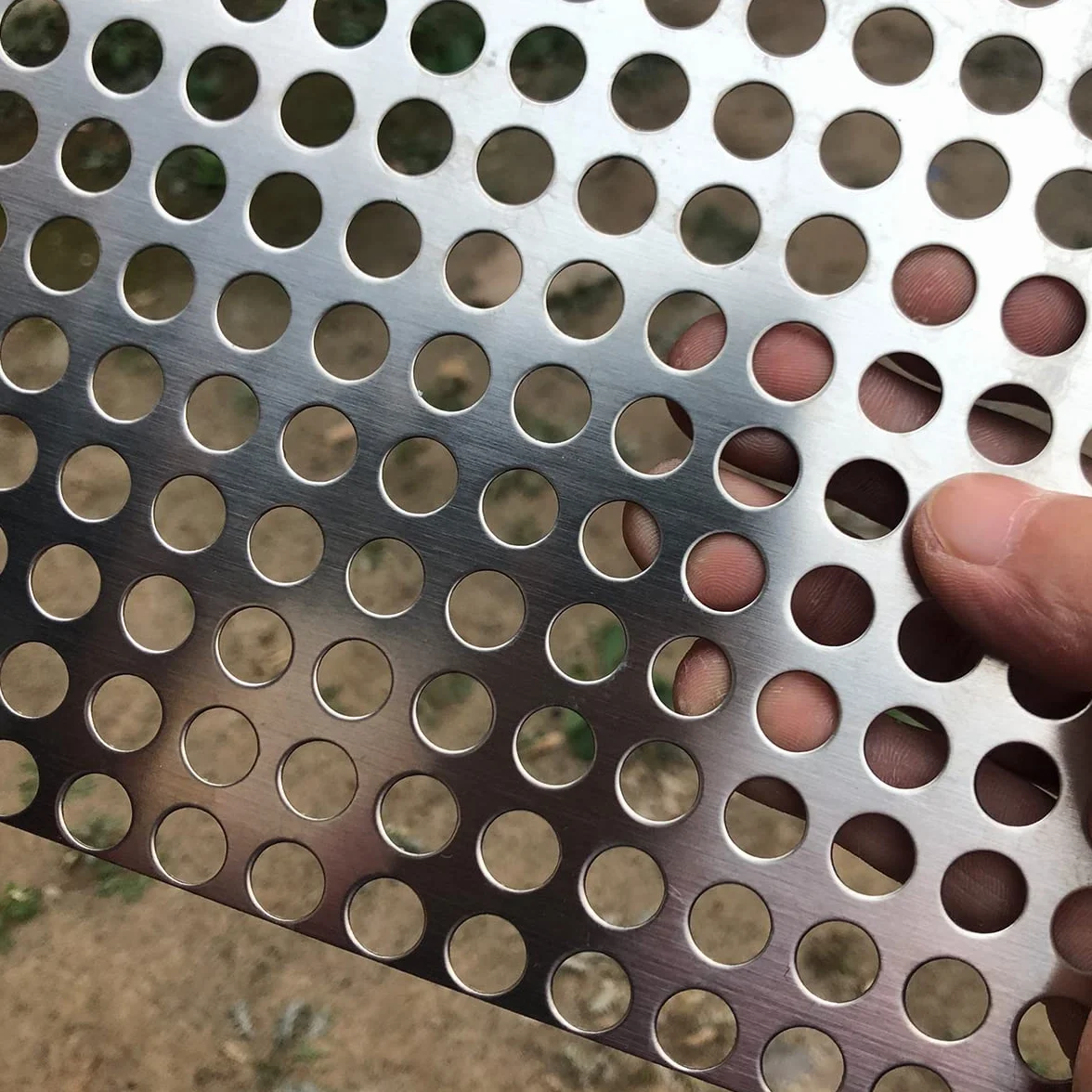 Lamiera forata in acciaio inossidabile-Fogli espansi e forati-Lamiera perforata-Spessore 0.9 mm (apertura circa 10 mm) 310mm X 210mm -Lamiera in rete metallica per ventilazione e filtrazione