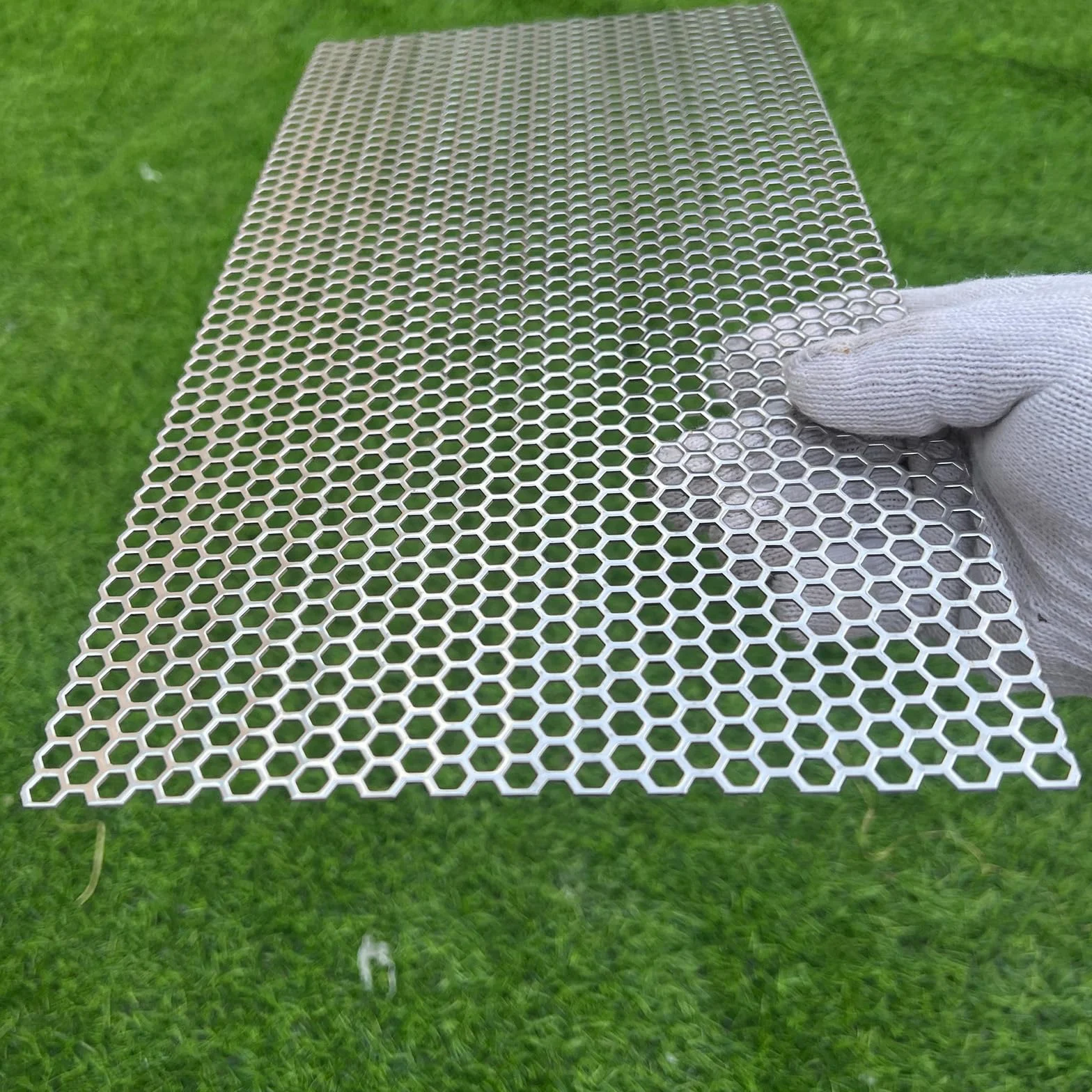 Lamiera perforata 400 mm x 200 mm, spessa 1,1 mm, Foro esagonale da 1/4" (circa 6 mm) lamiera perforata in acciaio inossidabile 304, piastra di schermatura, piastra decorativa