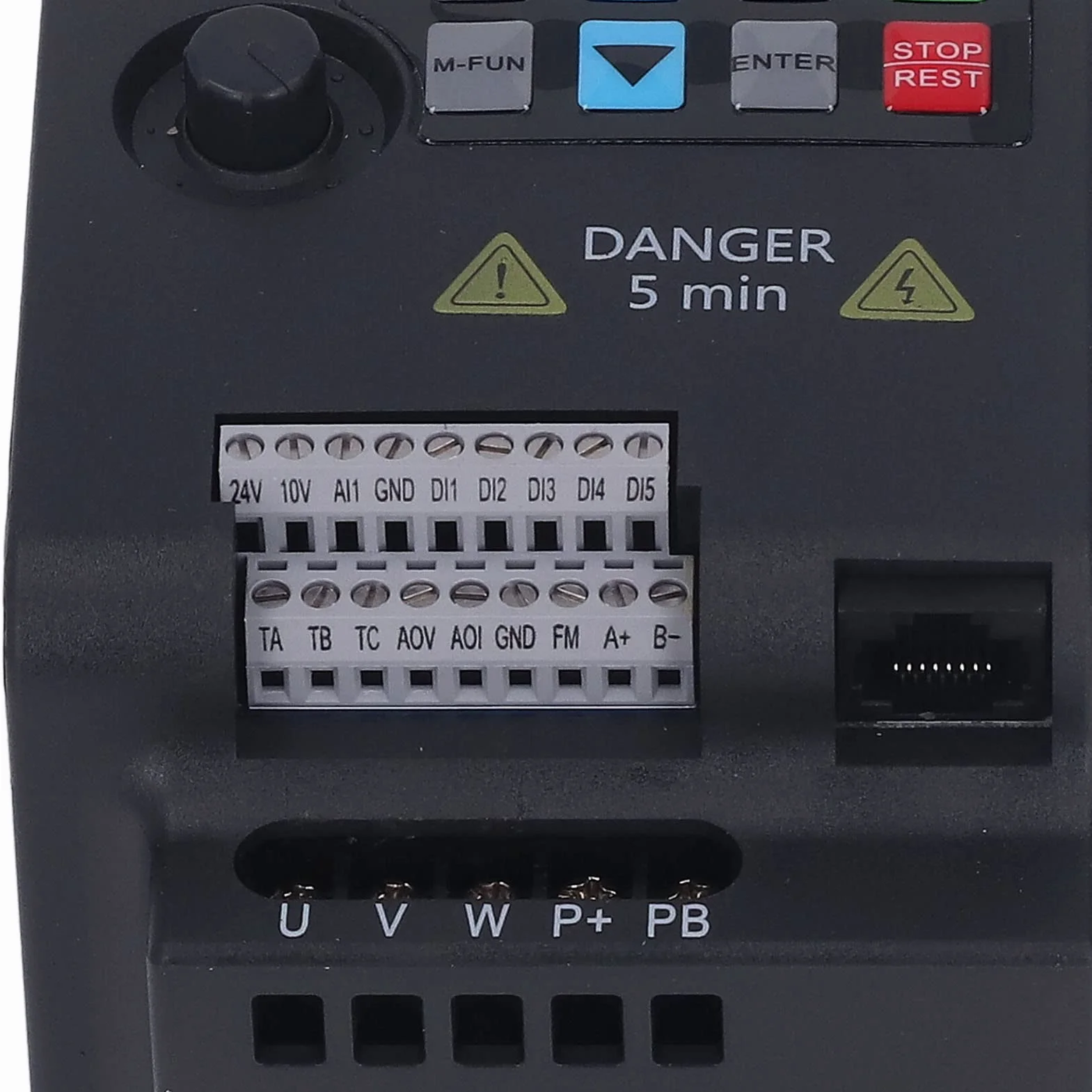 Regolatore di Frequenza Inverter Montato su Guida a Frequenza Variabile Trifase 1.5KW VFD Ingresso AC380V Uscita AC0-380V Per Centrale Elettrica di Manutenzione