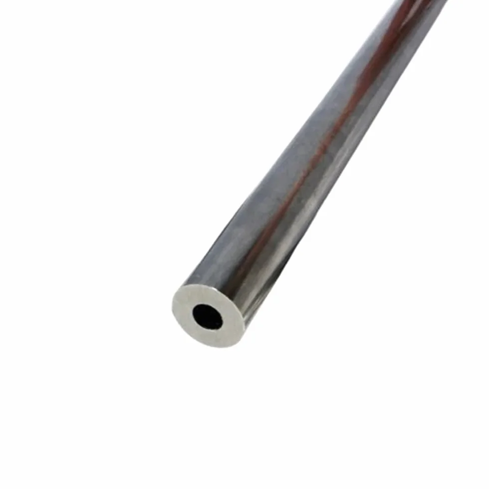 Tubi in acciaio di precisione in acciaio senza saldatura, tubo in lega idraulica con diametro esterno 15 mm x diametro interno 8-13 mm, tubo tondo in acciaio for automobili e motociclette(15MM X 300MM