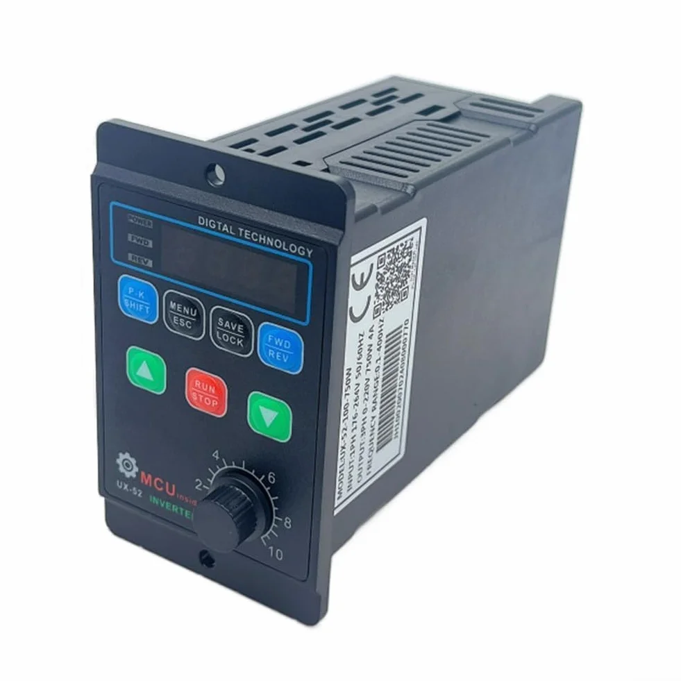 Inverter monofase a trifase per motori, 750/1100W, ingresso 220V, uscita 220V, funzioni di protezione multiple (UX-1.1KW)
