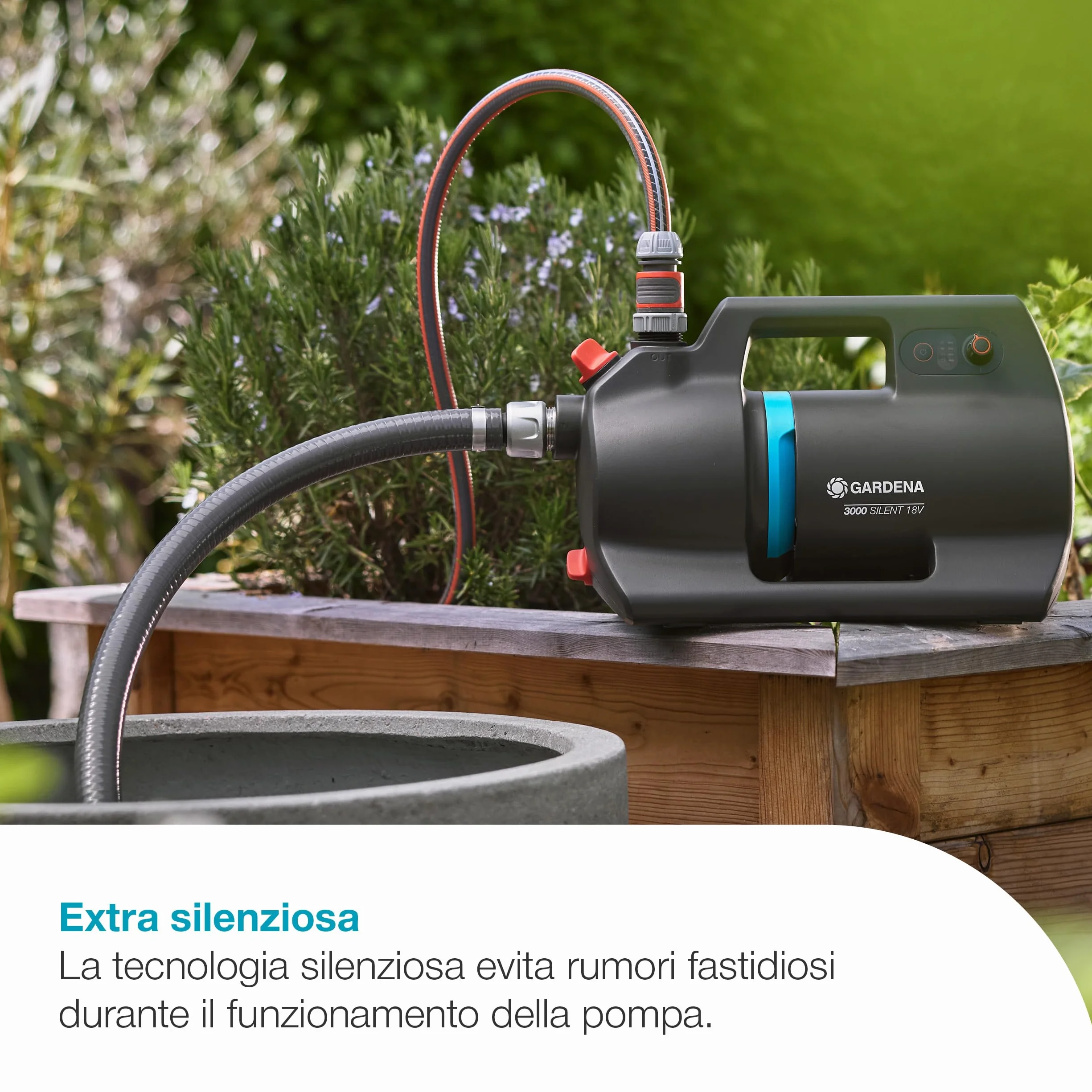 Gardena Pompa Da Giardino A Batteria 3000 Silent 18V P4A Set Pronto All'Uso: Potente, Funzionamento silenzioso, Scocca resistente alla pioggia e ai raggi UV (14610-20)