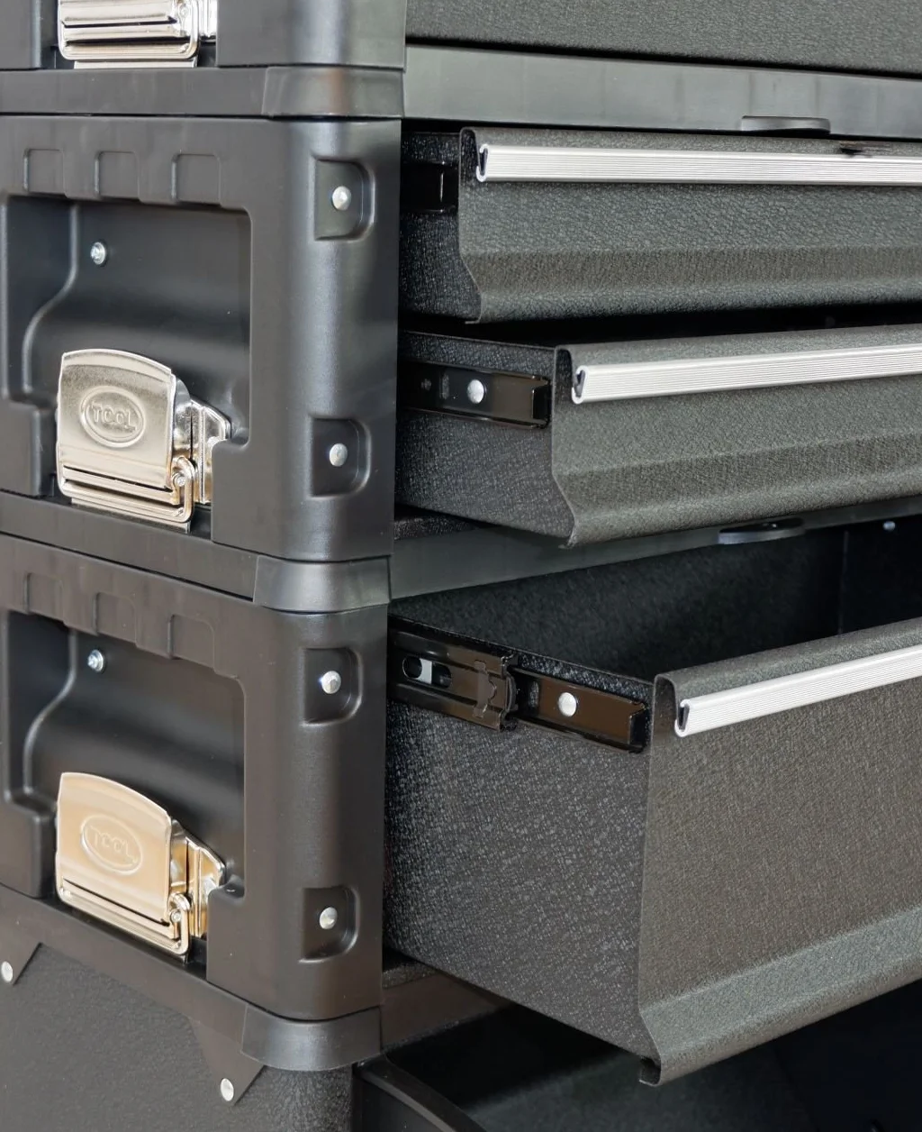 ASS Carrello strumenti XXL Tipo B4-B con il fermo cassetto e serratura