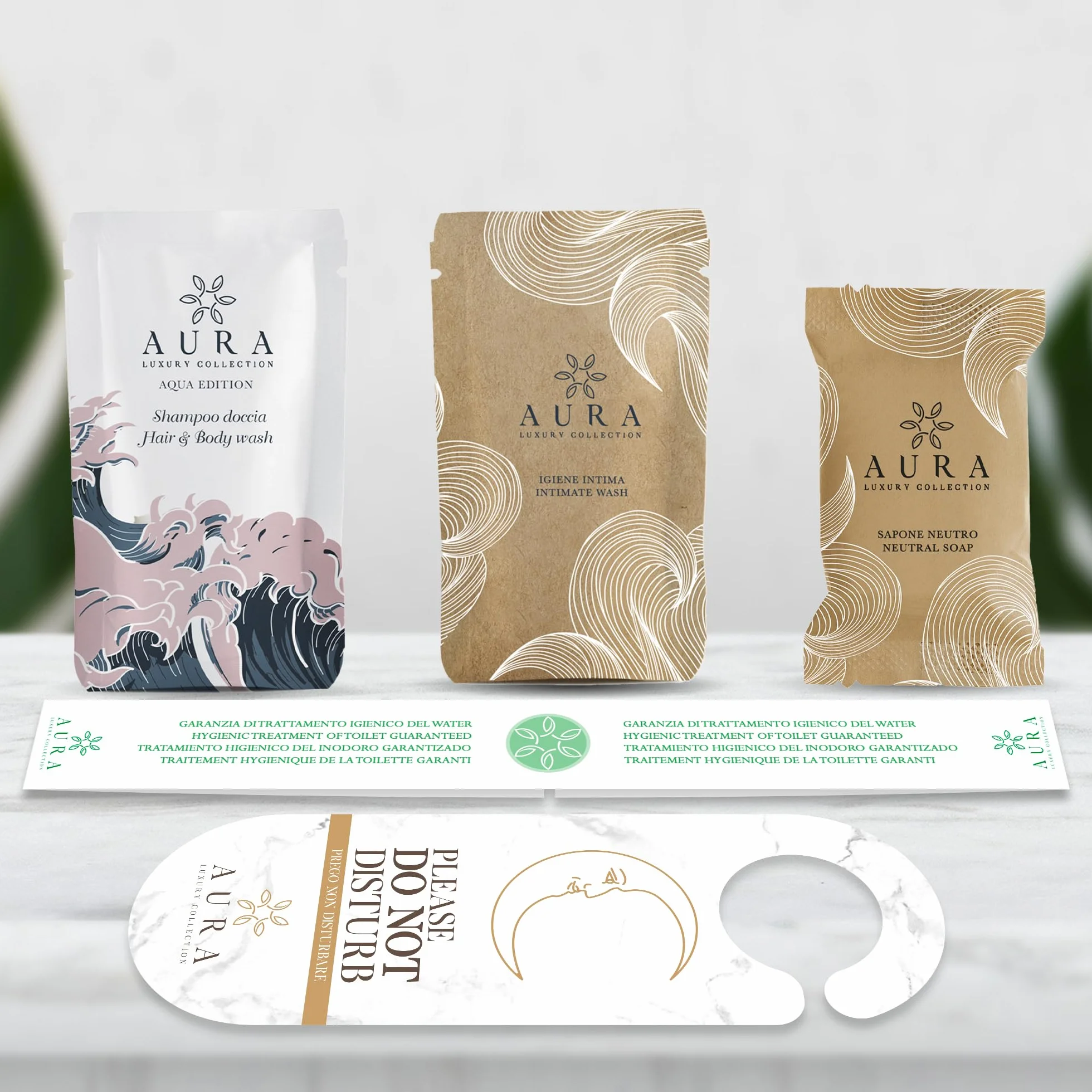 Aura Luxury Collection® Kit cortesia B&B 150pezzi: 50 bustine shampoodoccia 20ml, 50 bustine igiene intima 20ml, 50 saponette 20gr +OMAGGIO 500 fasce garanzia igiene WC e 12 appendiporta don't disturb