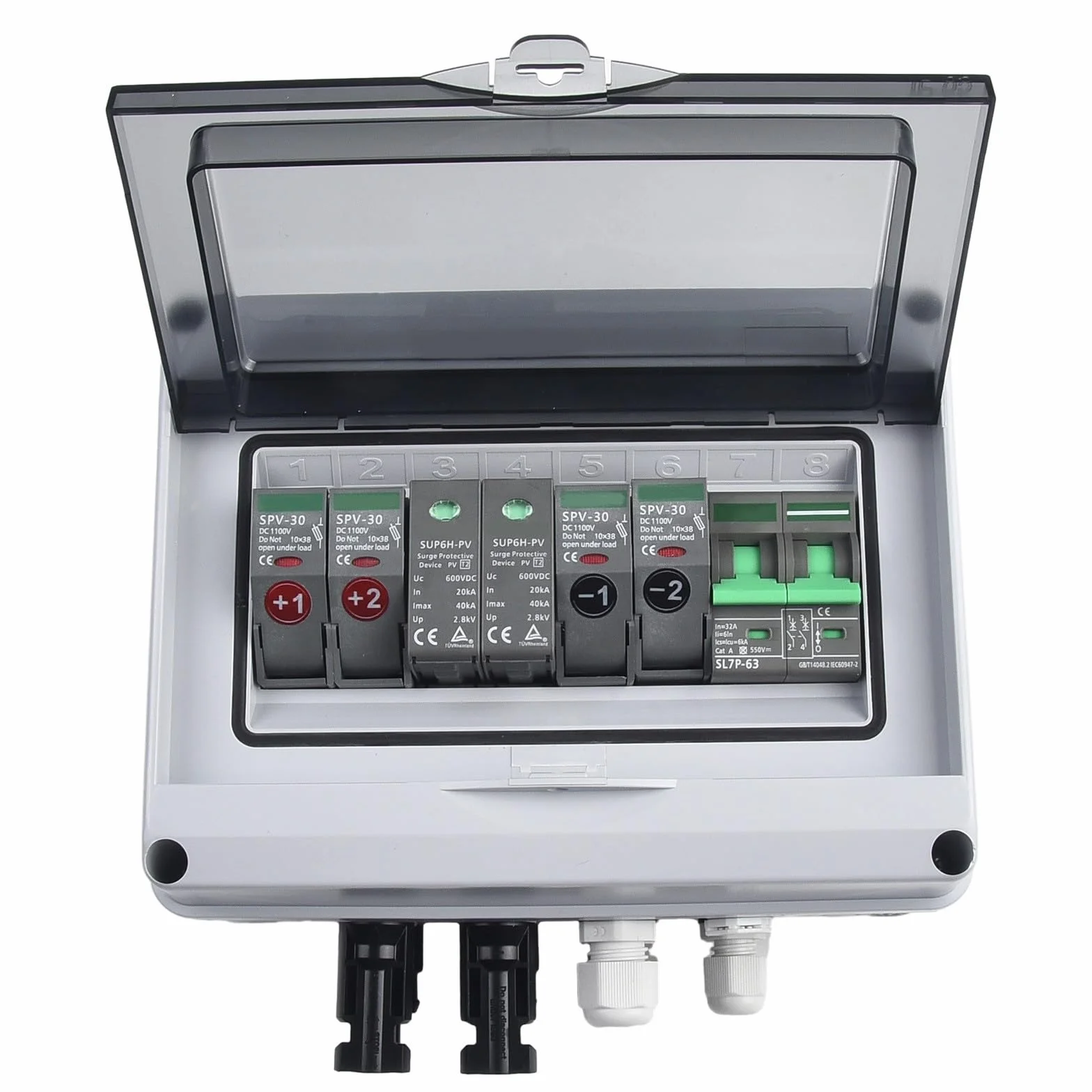 Scatola combinatrice fotovoltaica 2 in 1 out 550V con fusibile CC e MCB per uso esterno Protezione da sovratensione e sovraccarico per sistemi solari