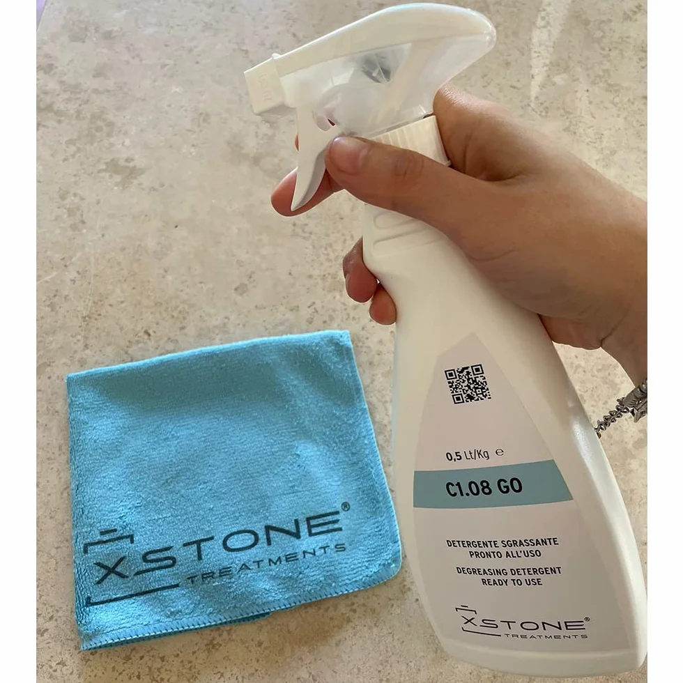 Detergente SGRASSANTE pronto alluso per PULIZIA PROFONDA DI TOP CUCINA/BAGNO, TAVOLI in pietra naturale ecc. Pack 3 x SPRAY da 0,5 Litri