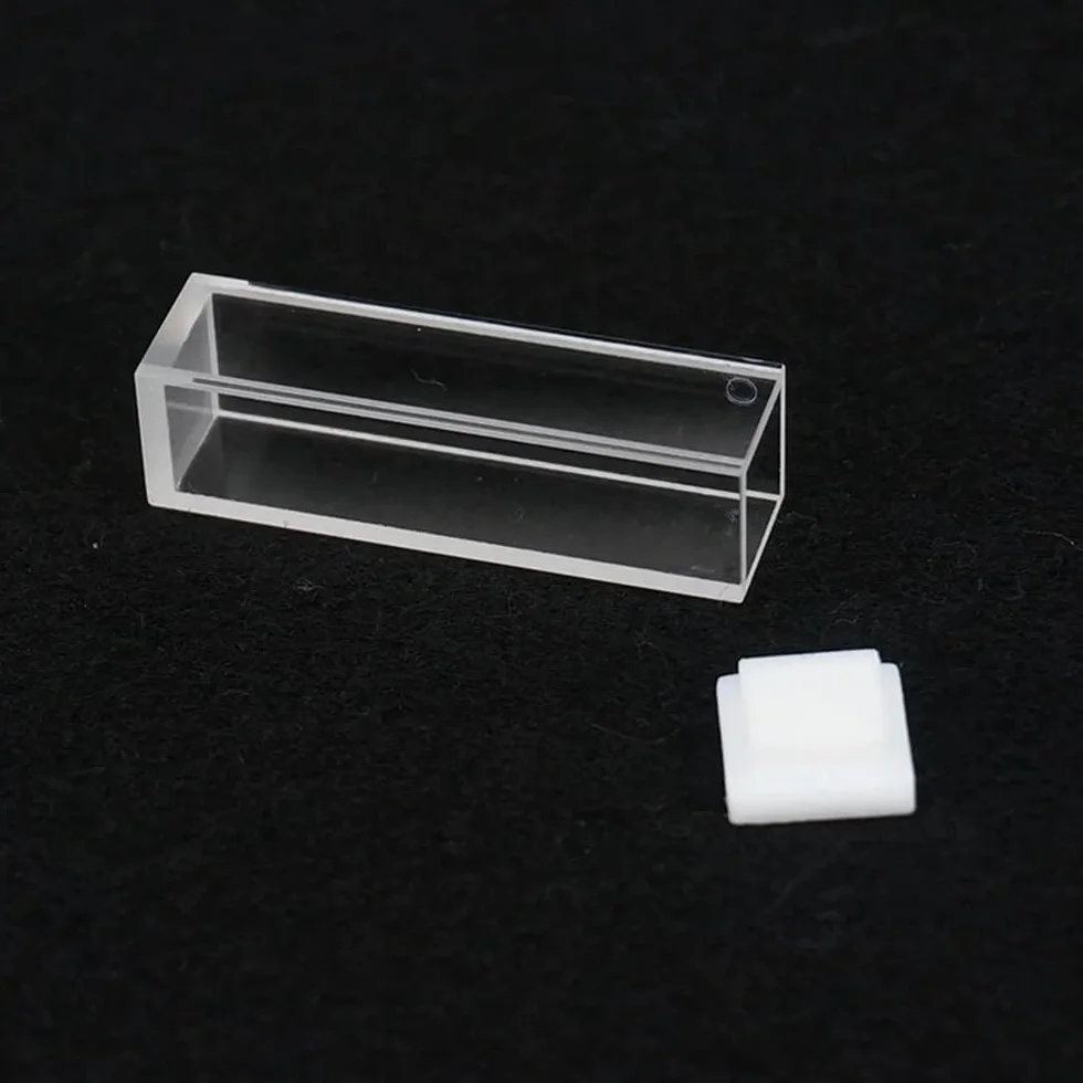 Cuvetta in quarzo da 3,5 ml con percorso da 10 mm, coperchio, lucidatura a 4 facce