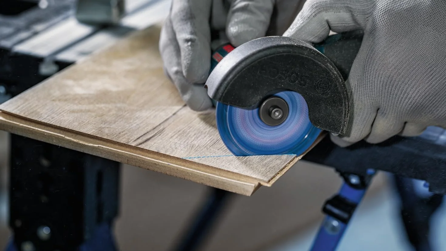 Bosch Professional 1x Mole da Taglio Expert Carbide Multi Wheel (Diametro 76 x Spessore mm 1,0 mm, Accessorio Mini Smerigliatrice Angolare)