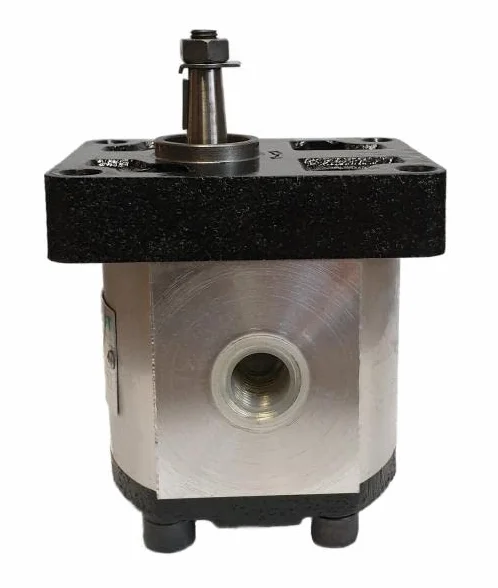 Pompa idraulica ad ingranaggi, Gruppo 1, albero conico 1:8, Montaggio tubazioni, Cilindrata selezionabile 1 ccm/REV fino a 7,8 ccm/REV Dimensione 5.1 ccm