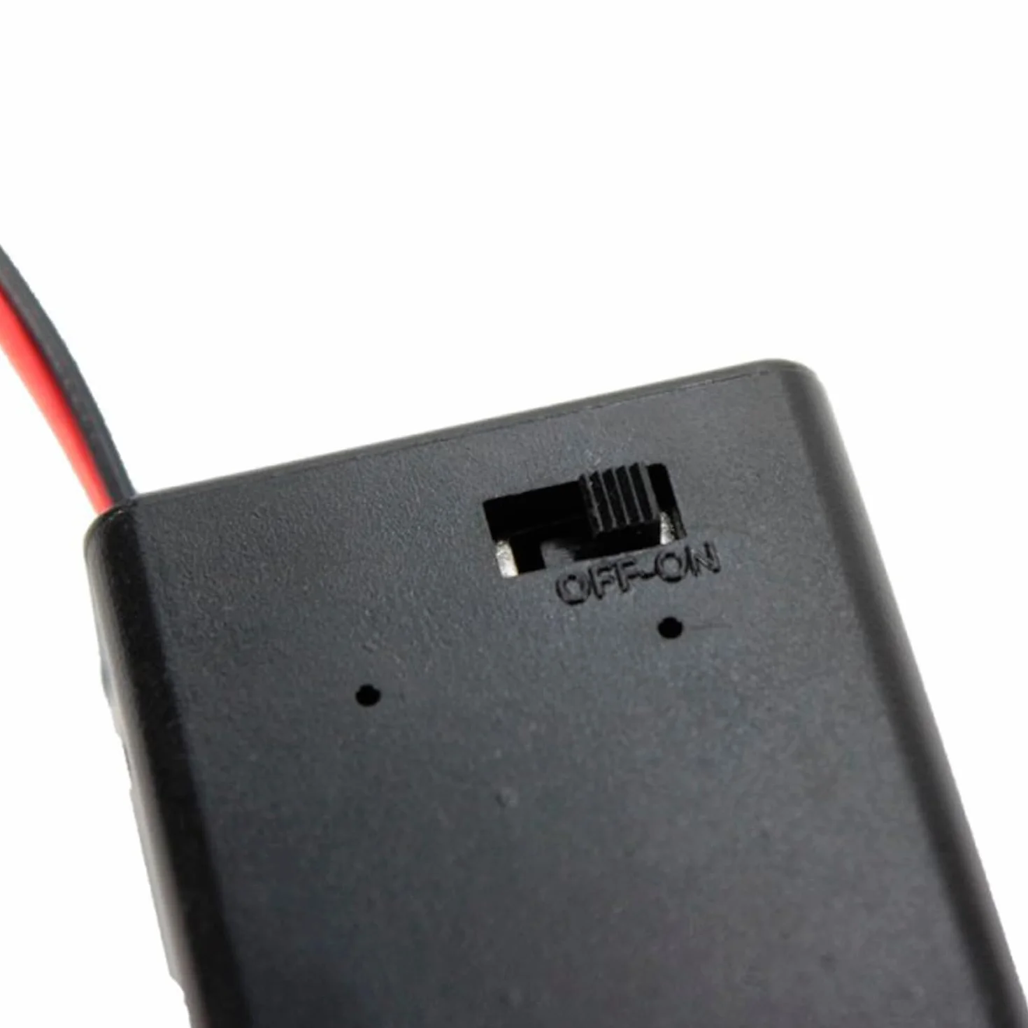 CABLEPELADO Porta batterie 9 V con coperchio | Supporto batteria 6LR61 | Include cavo da 200 mm | Tensione totale: 9 V (9 V per batteria) | Adatto per Arduino | Connettore DC 5,5 x 2,1 mm.