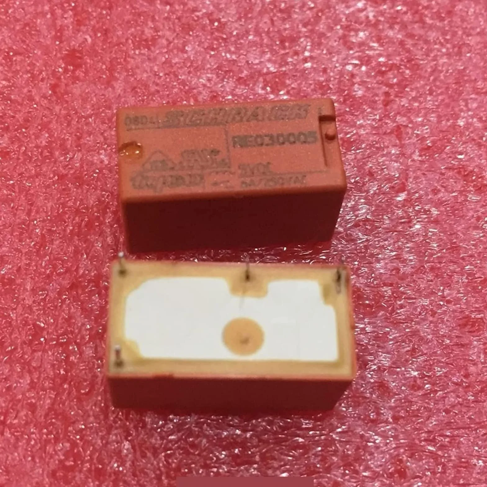 Relè 10pz RE030005 5V