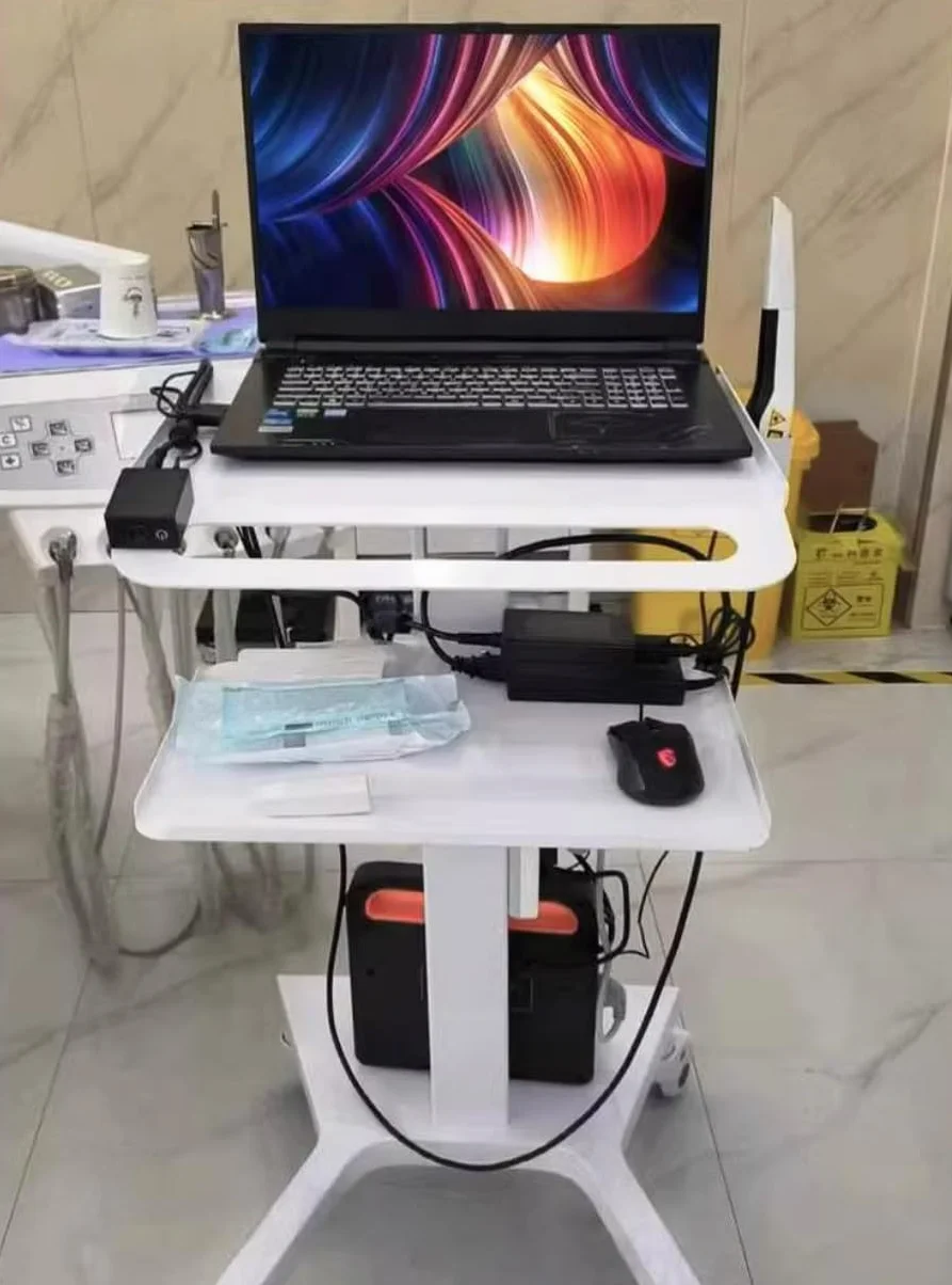 Carrello per postazione di lavoro per laptop medico con ruote, carrello da laboratorio regolabile in altezza con supporto per scanner, robusta scrivania per computer portatile per cliniche dentali